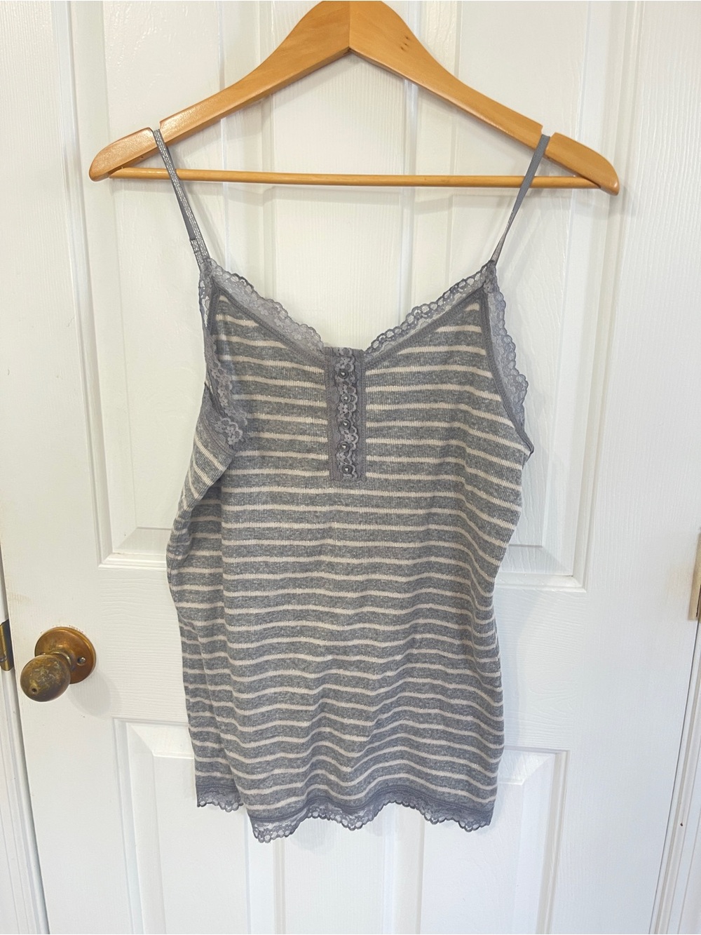 Faded Glory Camisole Women L 12-14 Gray white  ribbed  Cotton Lace Trim Cami Y2K